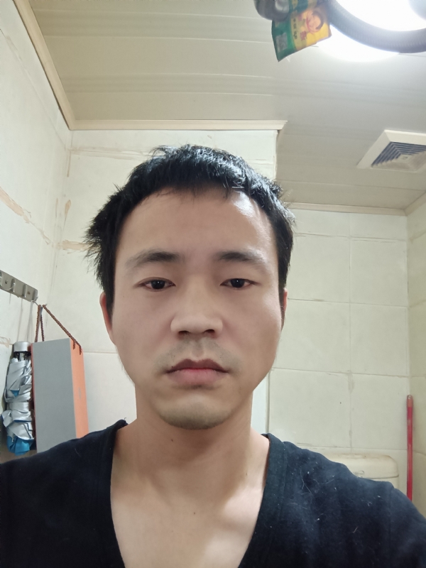 守望天空的第一张照片--平和相亲网