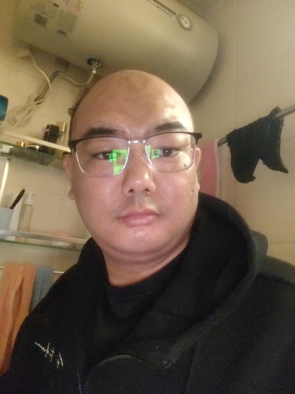 小胖子的第一张照片--平和相亲网