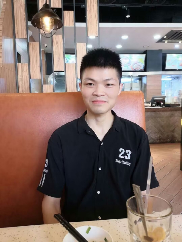 Mickey的第一张照片--平和相亲网