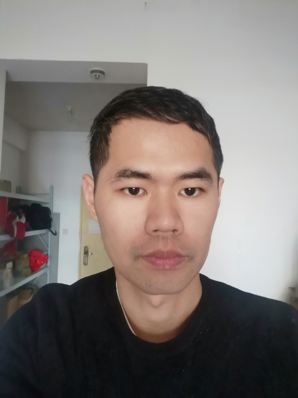 梦想在飞翔的第三张照片--平和相亲网