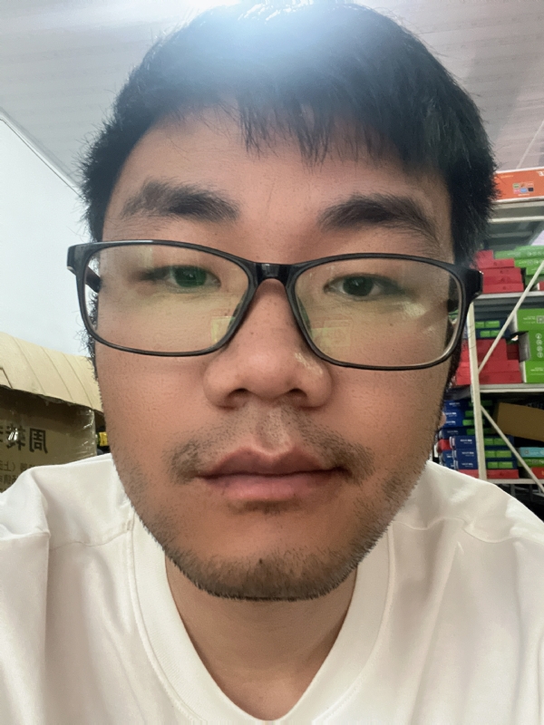 搬砖中的第二张照片--平和相亲网