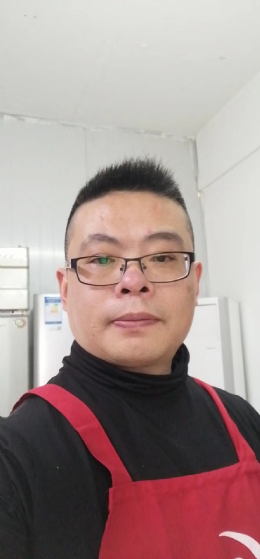 努力奋斗的第一张照片--平和相亲网
