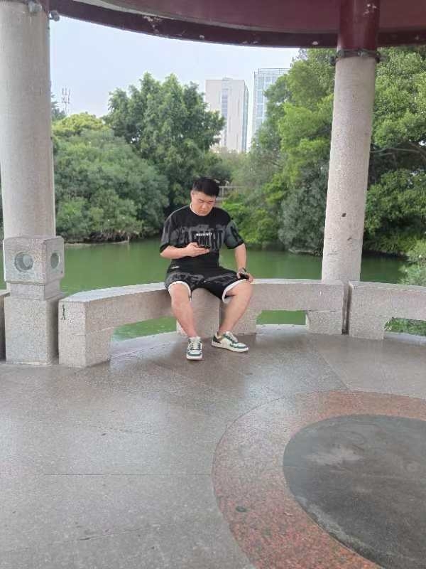 不善挽留的第一张照片--平和相亲网
