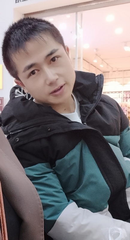 不骄不躁的第一张照片--平和相亲网