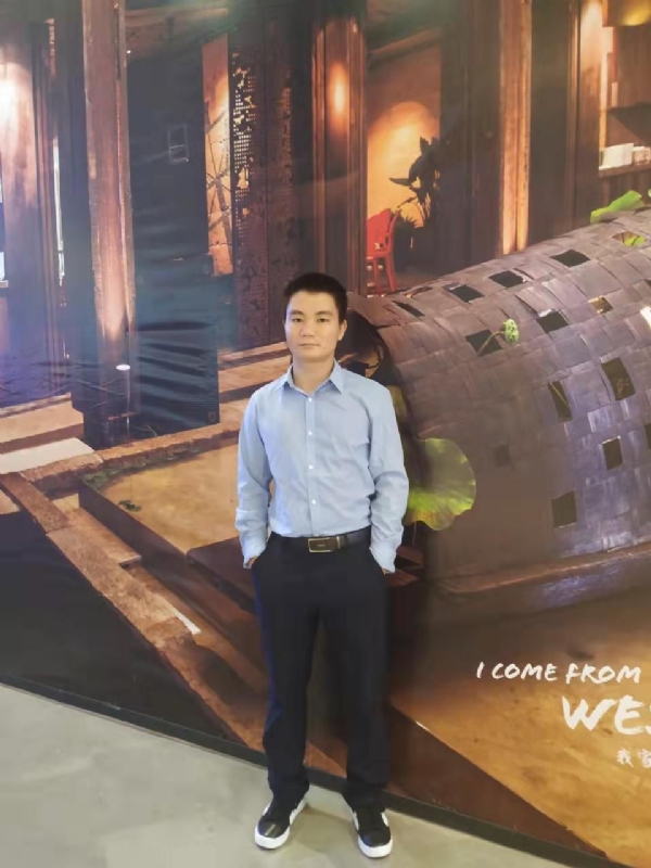梧桐枫叶的第一张照片--平和相亲网