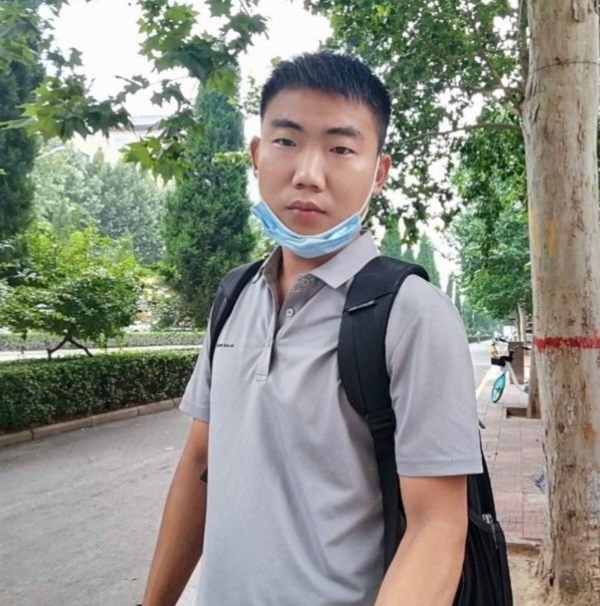 90年男征婚的第一张照片--平和相亲网
