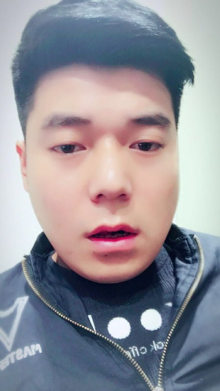 风向决定发型的第一张照片--平和相亲网