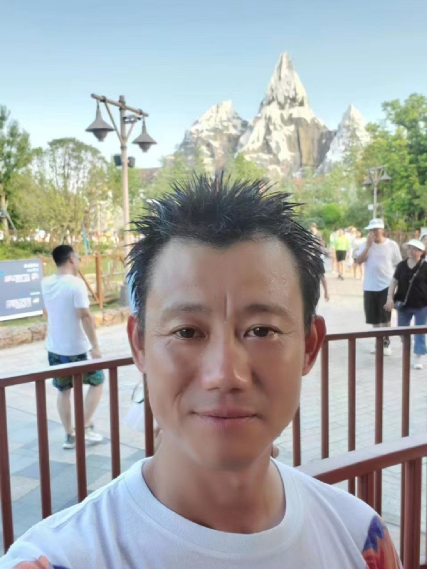 艾氏涂料博的第一张照片--平和相亲网