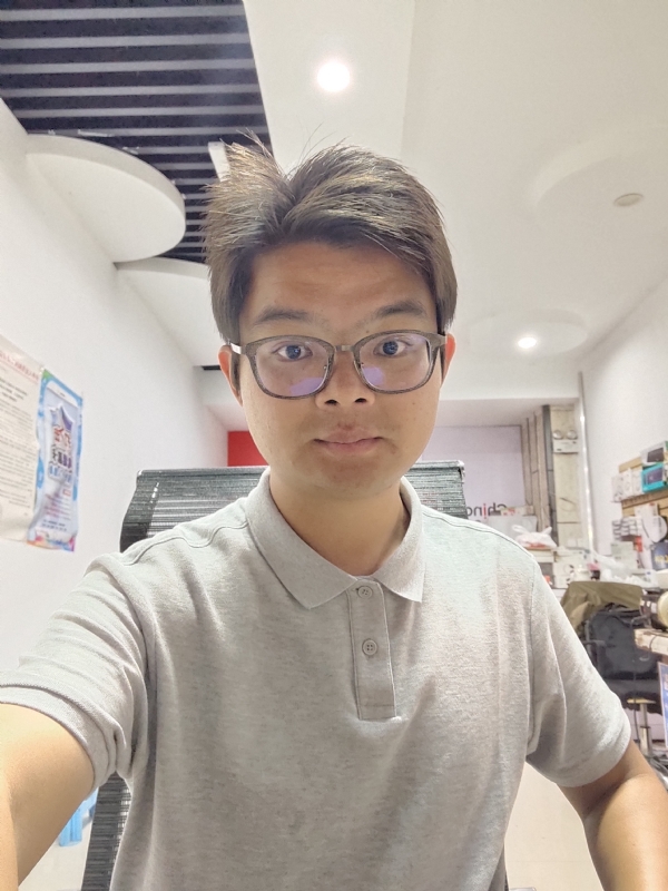 华兴通讯的第一张照片--平和相亲网
