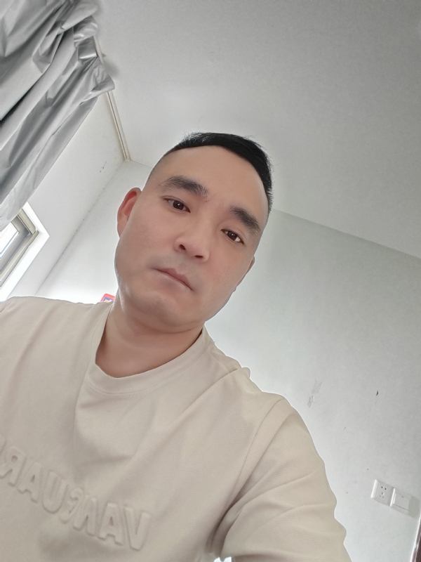 小锋的第一张照片--平和相亲网