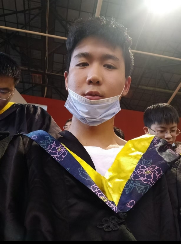 落落大方的第一张照片--平和相亲网