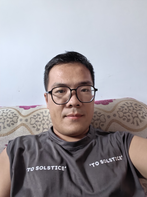卫TF的第二张照片--平和相亲网