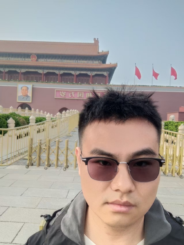 喧嚣的风的第一张照片--平和相亲网